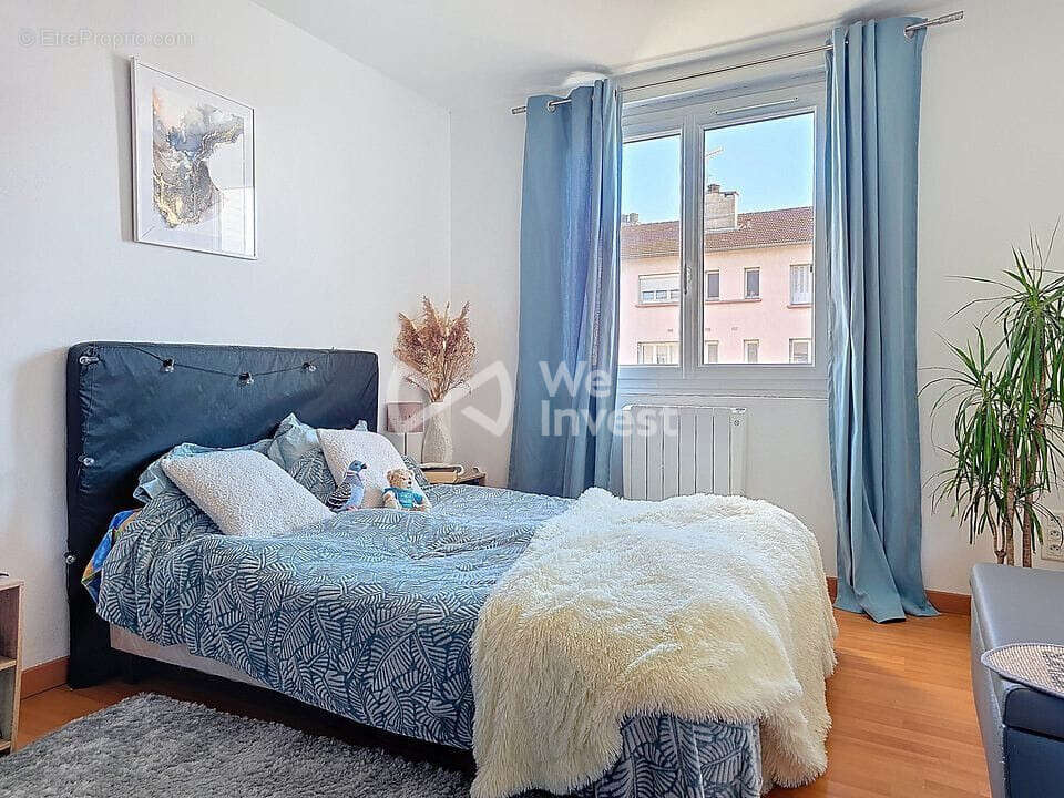 Appartement à BOURG-LES-VALENCE