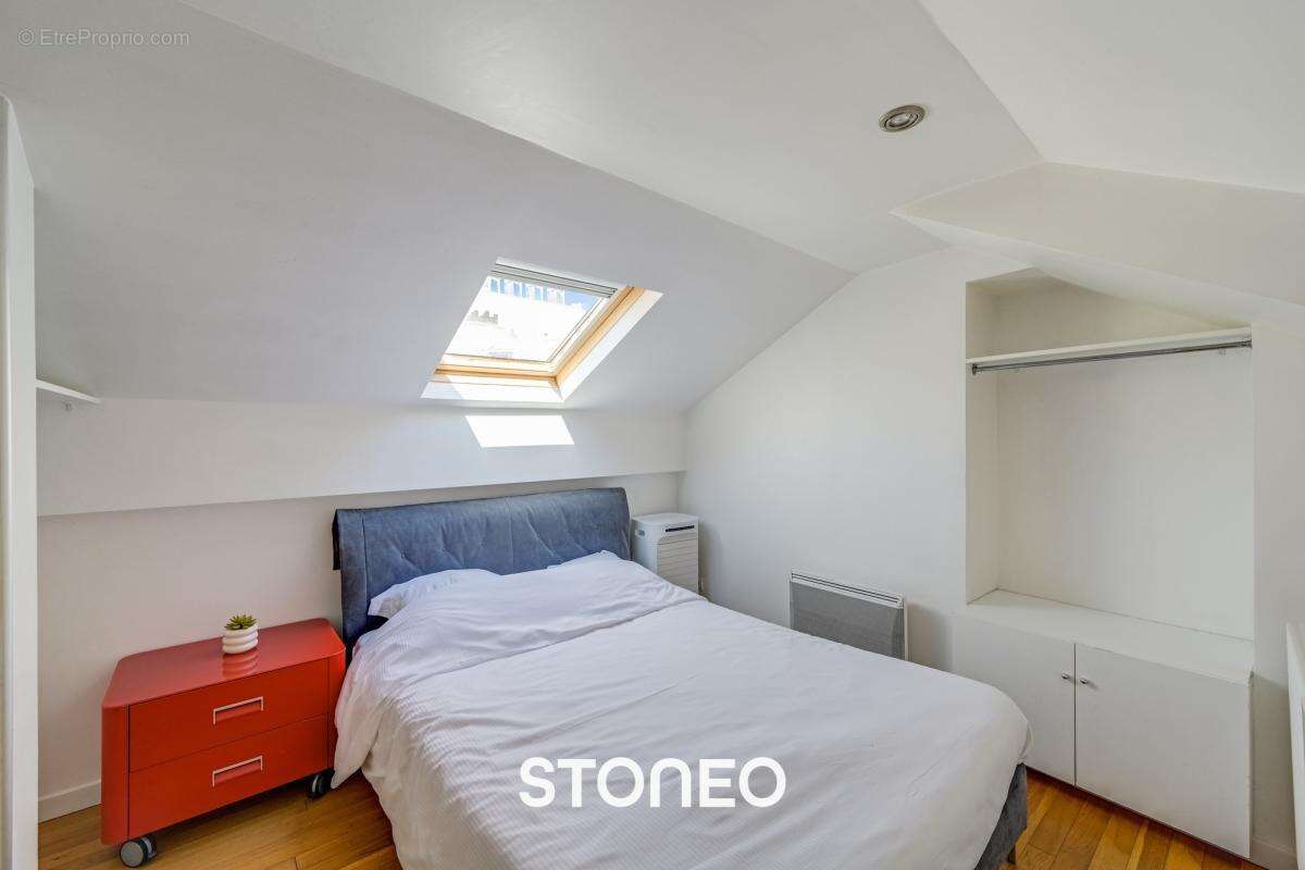 Appartement à PARIS-8E