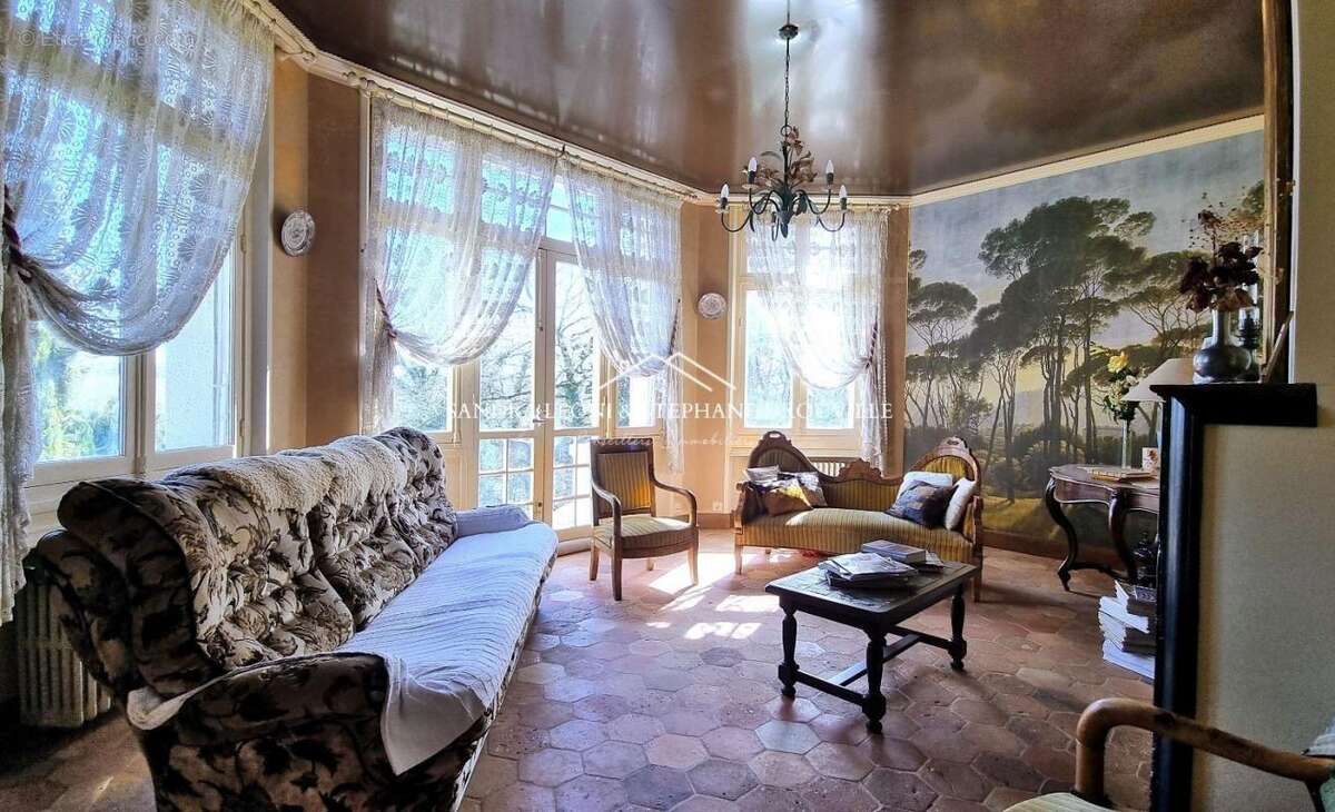 Maison à SAINT-PREST