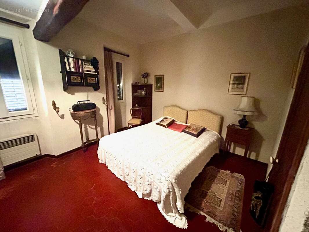 A VENDRE Maison de village sur 4 niveaux - photo 7