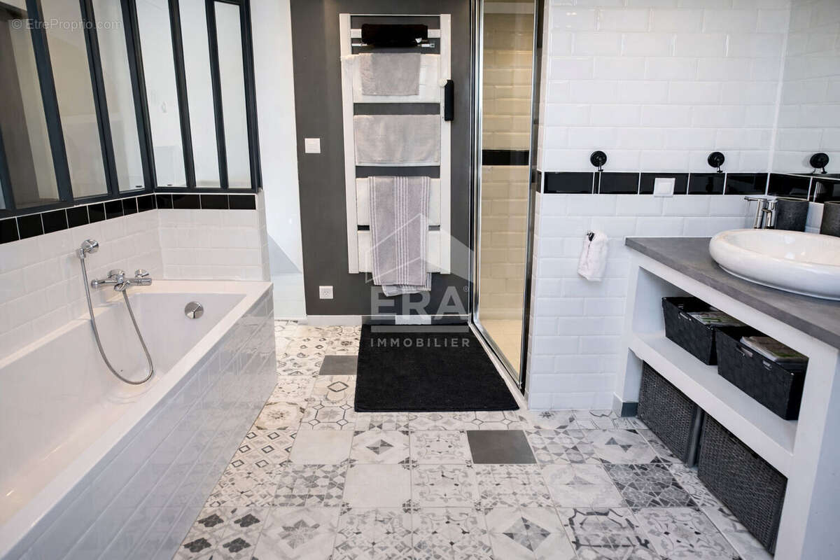 Maison à LA FERTE-ALAIS