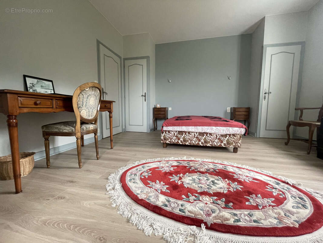 Maison à COULOUNIEIX-CHAMIERS