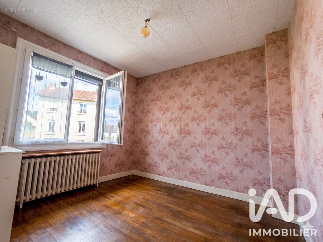 Photo 7 - Maison à MONTLUCON
