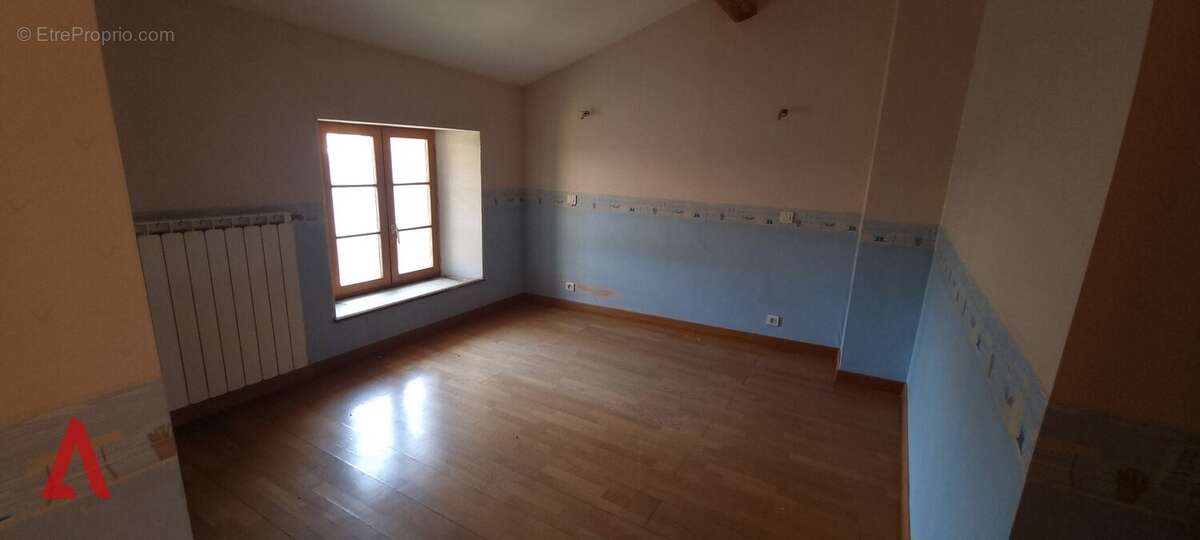 Maison de caractère de 208 m2 avec cour et garage, à deux pas des plages et de Béziers - photo 9
