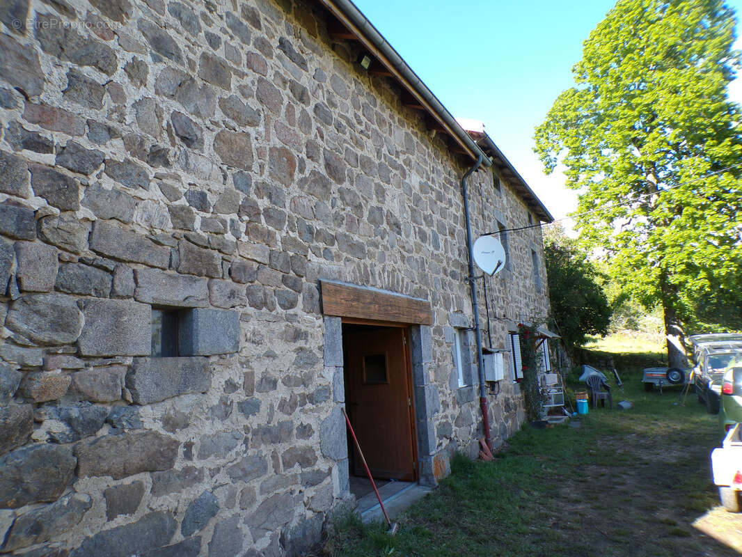 Maison à ROCHEPAULE
