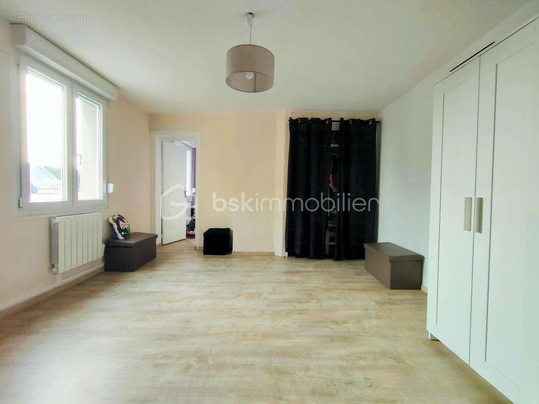 Maison à HOUPLIN-ANCOISNE