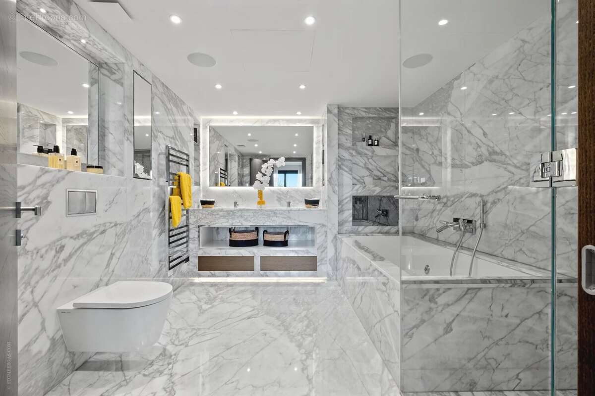 CAP D'ANTIBES -  Sous offre - Penthouse de 185m² dans résidence d'exception - E42 - photo 6