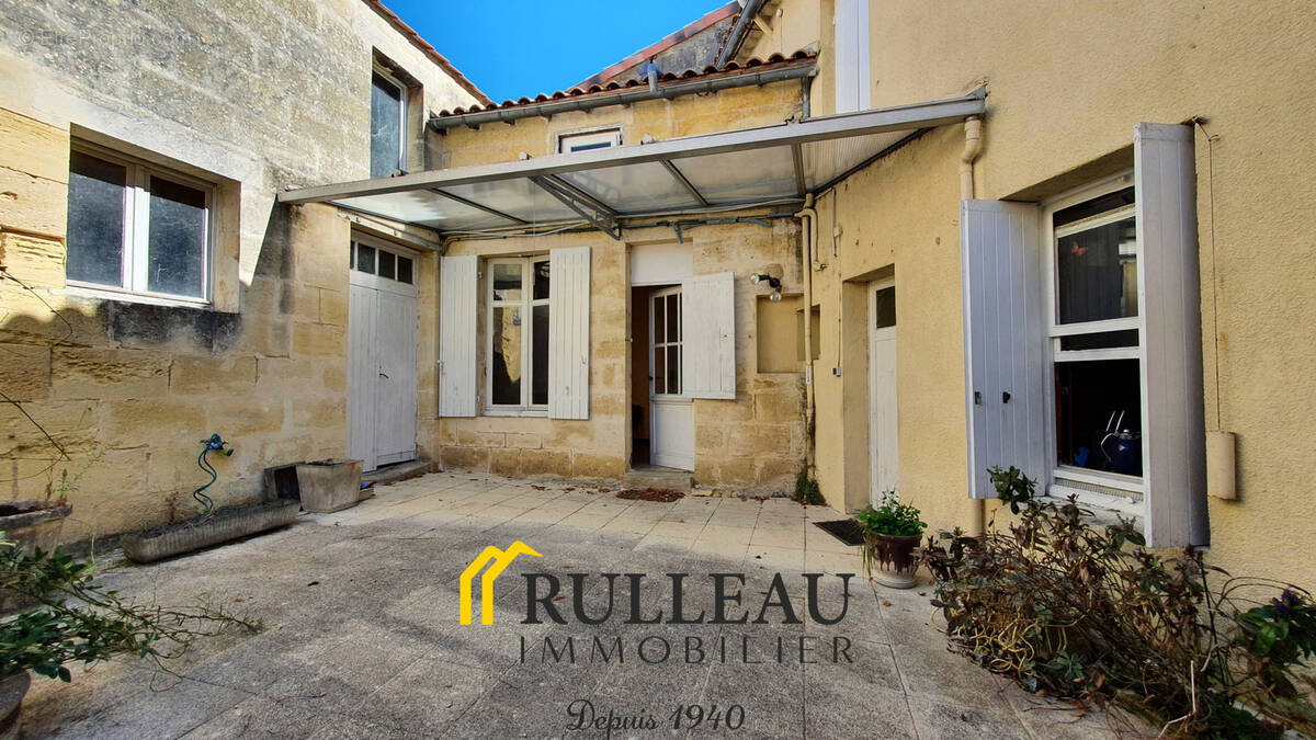 Maison à SAINT-ANDRE-DE-CUBZAC