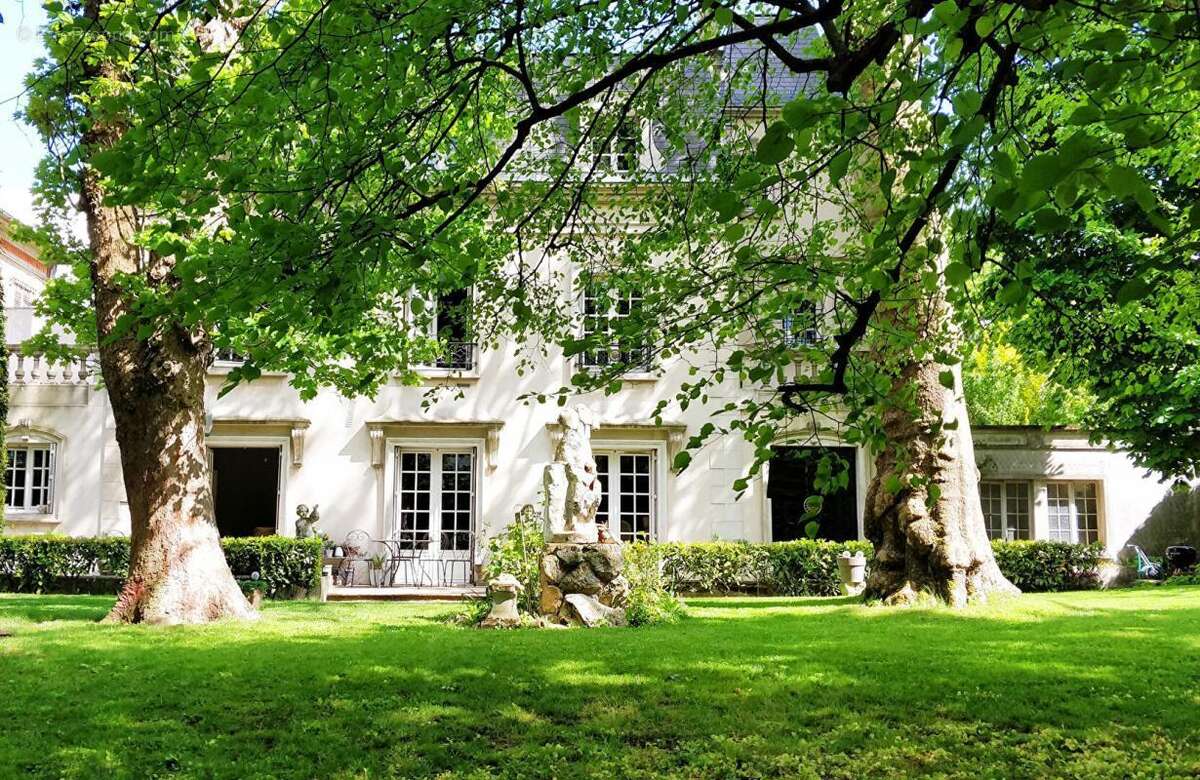 Maison à NEUILLY-PLAISANCE