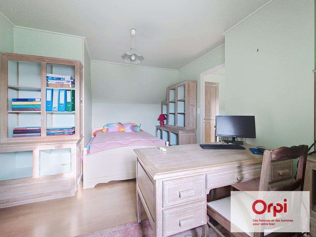 Maison à CONDAT-SUR-VEZERE