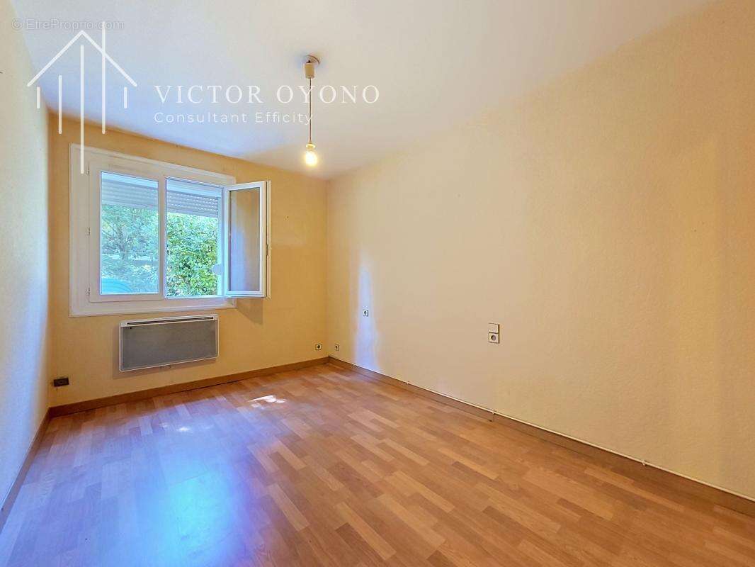 Appartement à SAINT-CYR-SUR-LOIRE