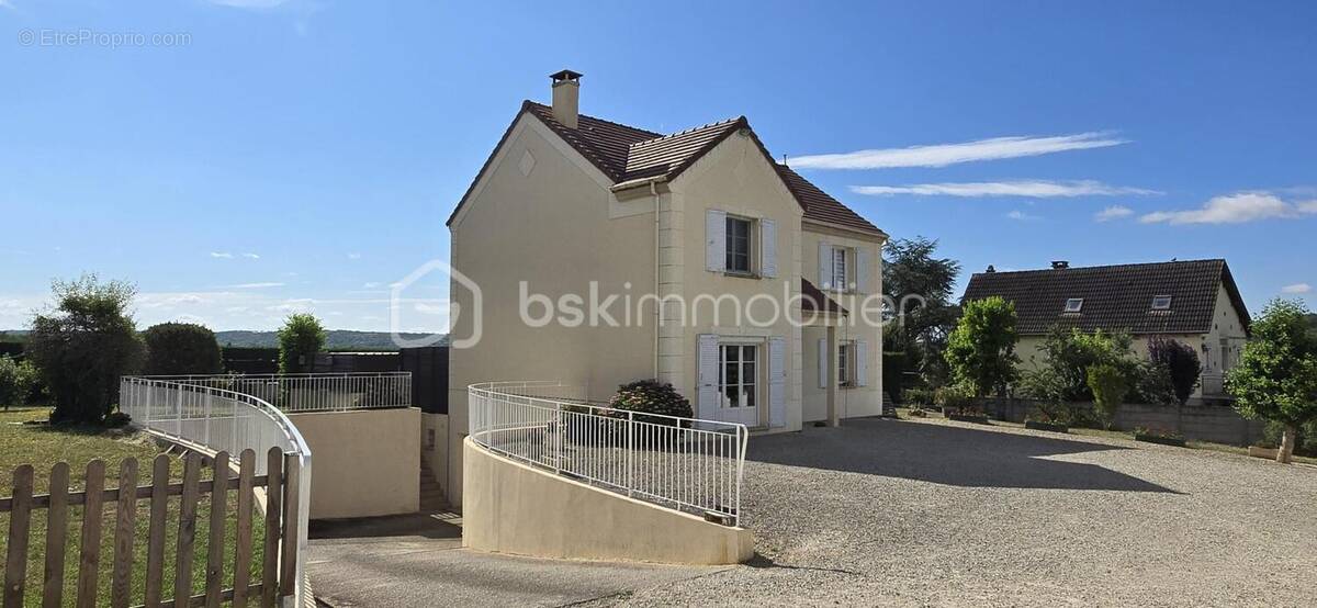 Maison à LA FERTE-ALAIS