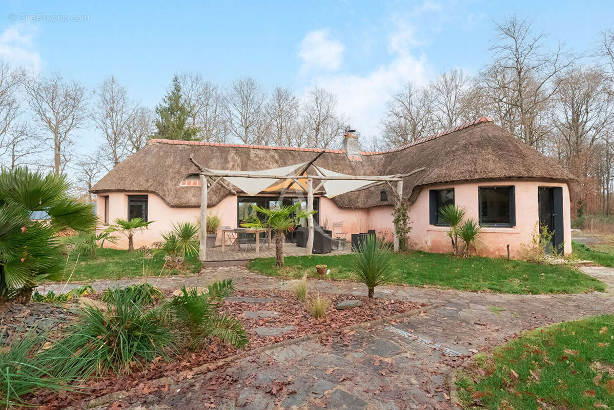 Maison à DOUE-LA-FONTAINE