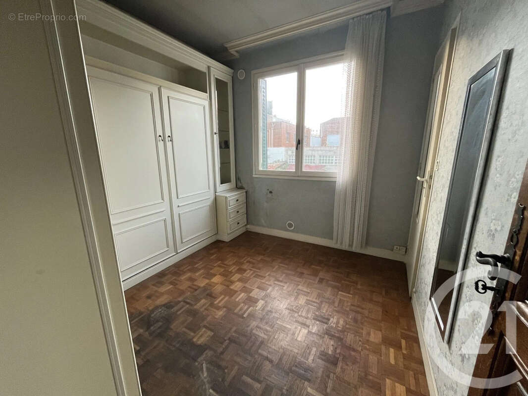 Maison à SAINT-MAUR-DES-FOSSES