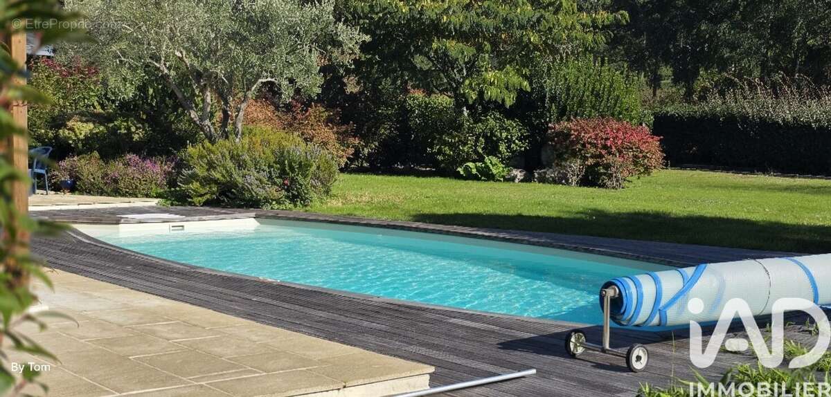 Photo 2 - Maison à THEIX