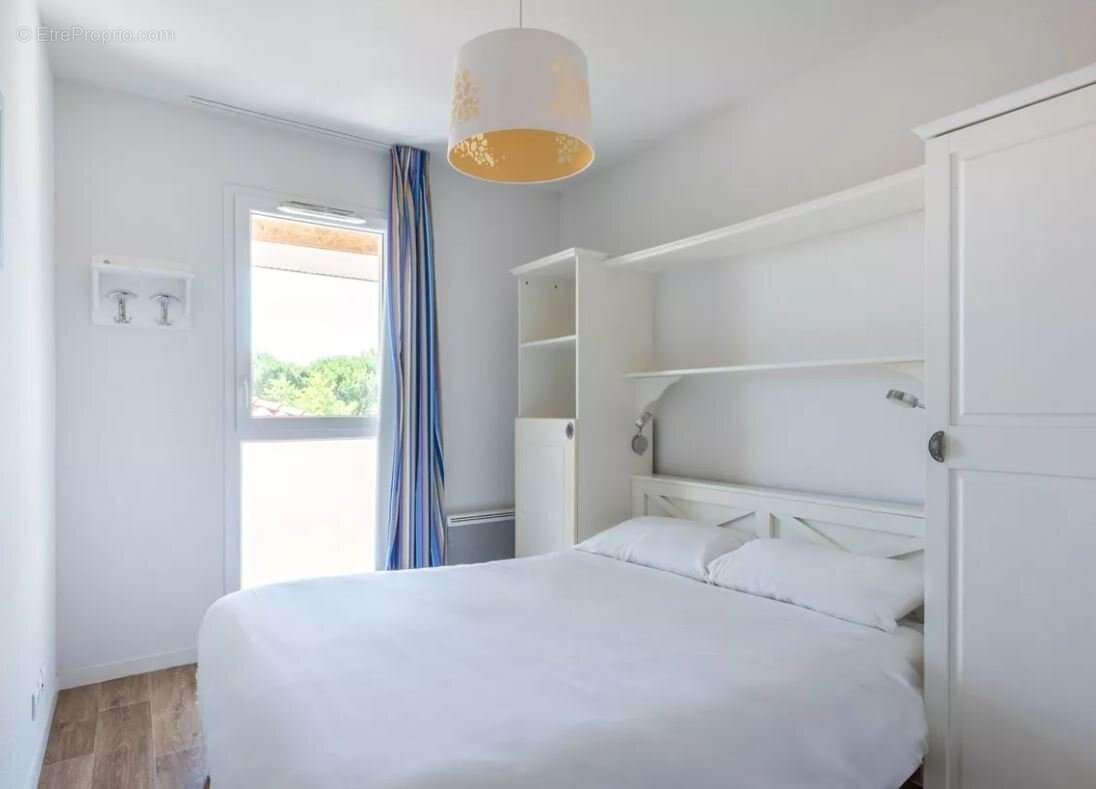 INVESTISSEMENT LOCATIF  HOURTIN  Résidence Tourisme Odalys Le Petit Pont - 6,87 % de rentabilité - photo 5