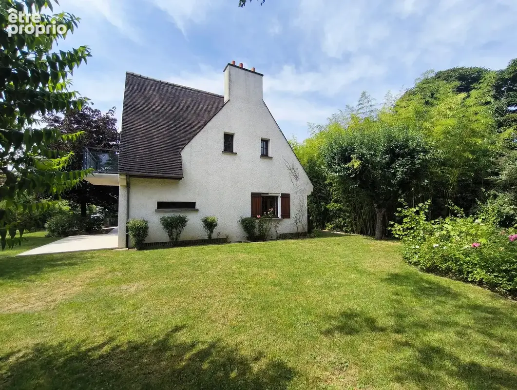 Propriété familiale rare 173 m2 — Terrain 1 080 m2 — Vue imprenable sur la forêt — Promenade de la Bièvre - IG - photo 2