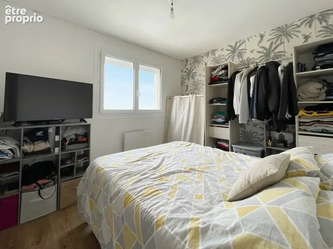 Caen rive droite   f2 avec balcon et parking - photo 4