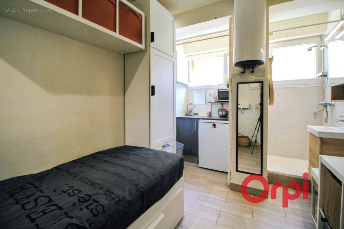 Appartement à MARSEILLE-7E