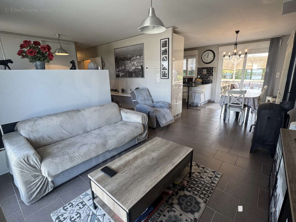 BLÉNEAU (89220) - Maison 4 pièces 87 m2 - 1803 m2 de terrain - photo 4