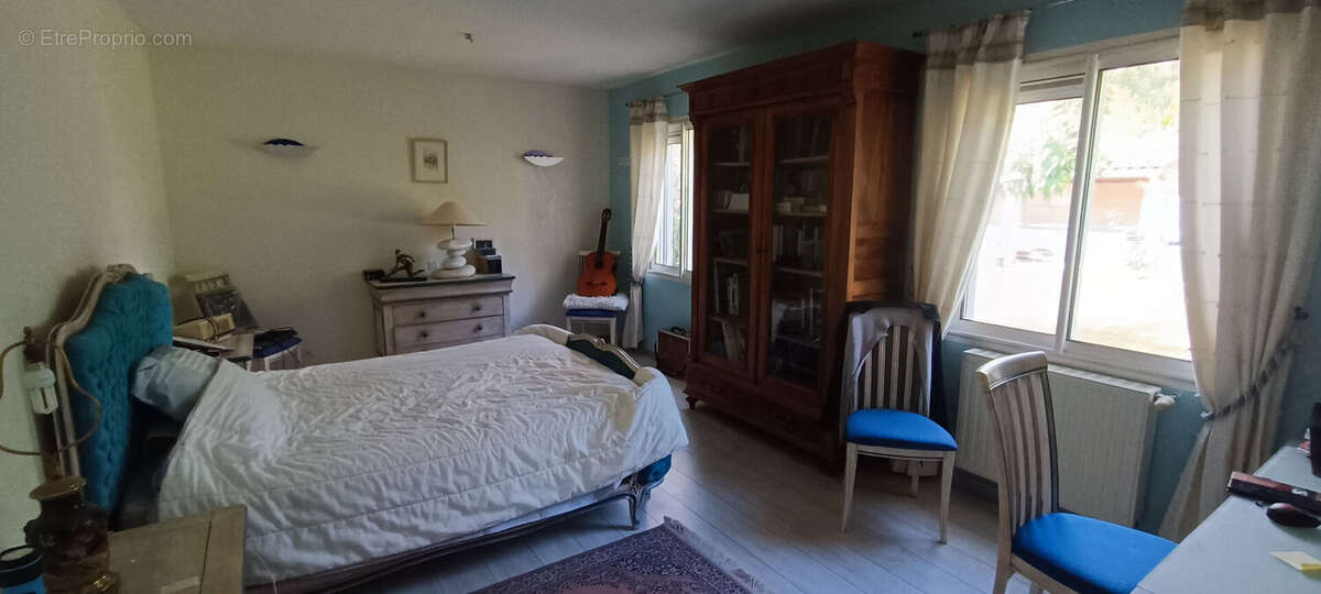 Maison à GENISSIEUX