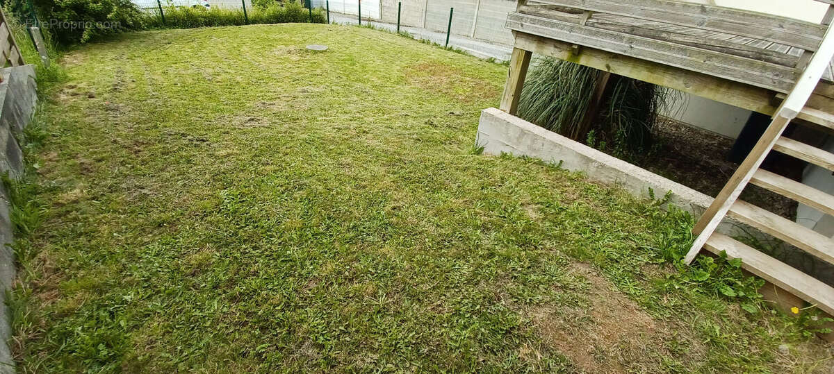 Maison à LE RELECQ-KERHUON