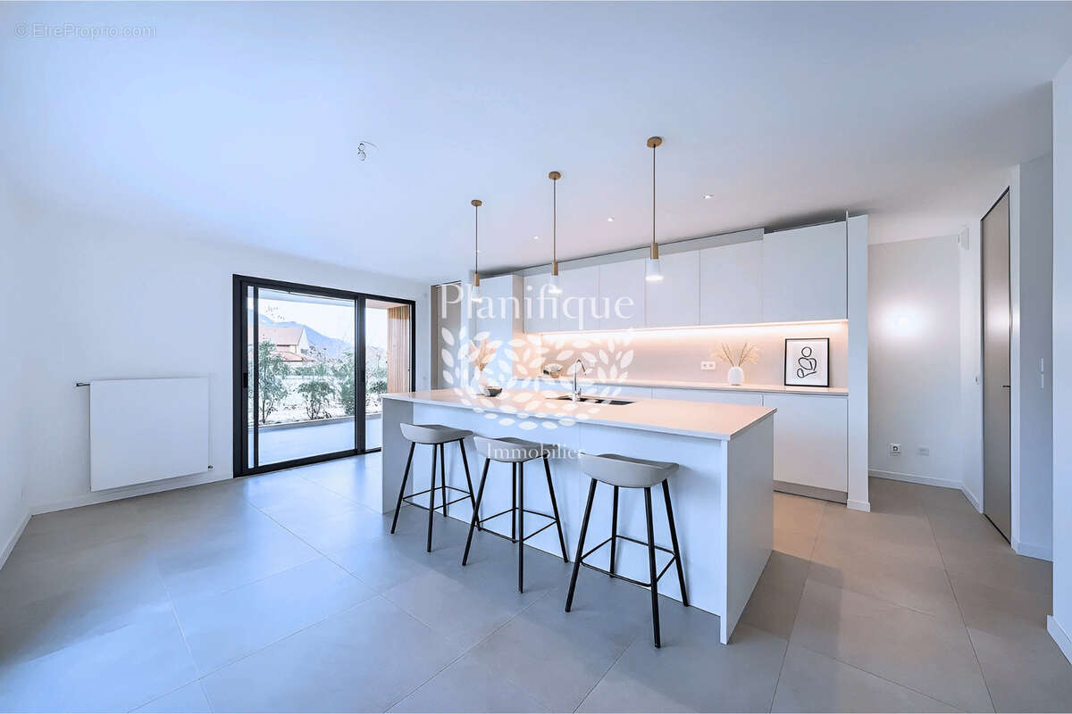 Appartement à SAINT-JULIEN-EN-GENEVOIS
