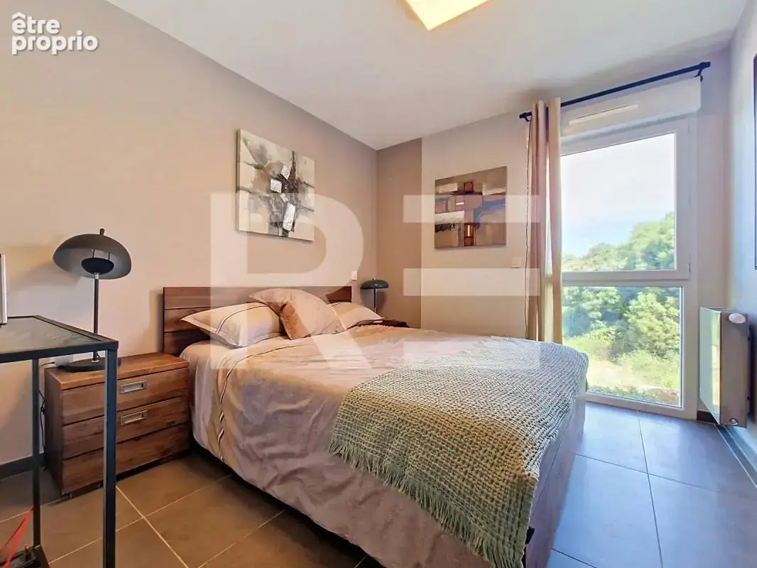 Villa contemporaine avec 3 chambres, un jardin et un garage - photo 8