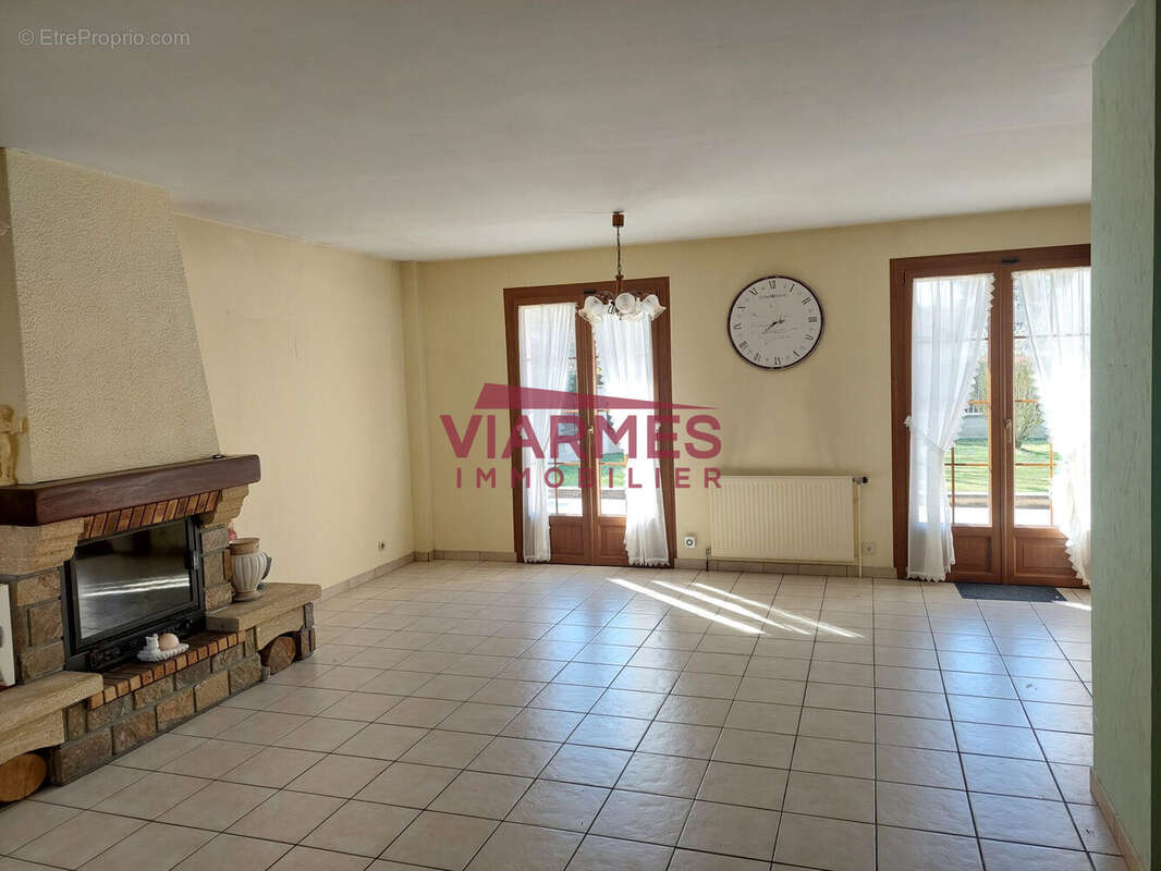 Maison à VIARMES