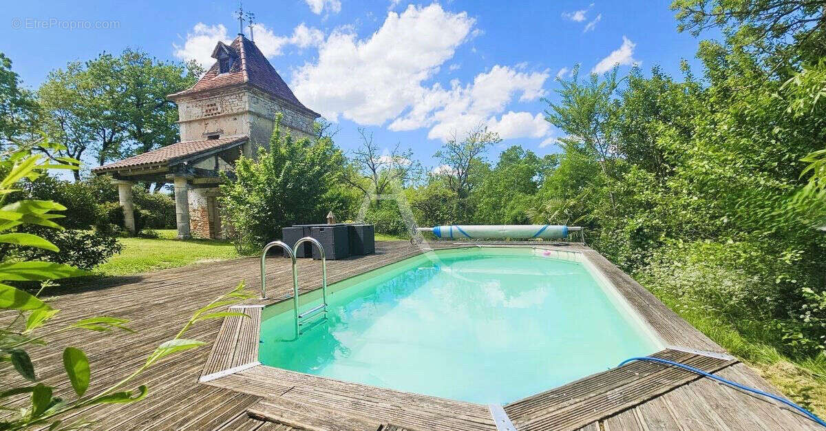 Maison à PUYLAROQUE