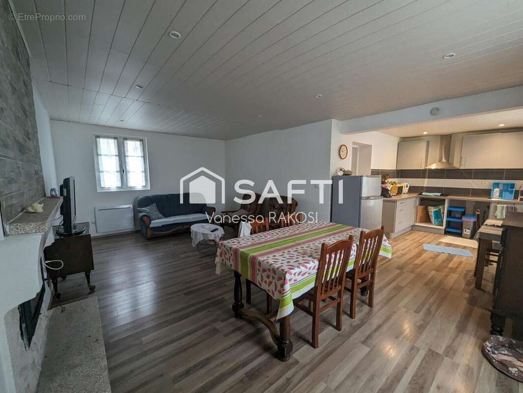 Photo 2 - Maison à LES EGLISES-D&#039;ARGENTEUIL