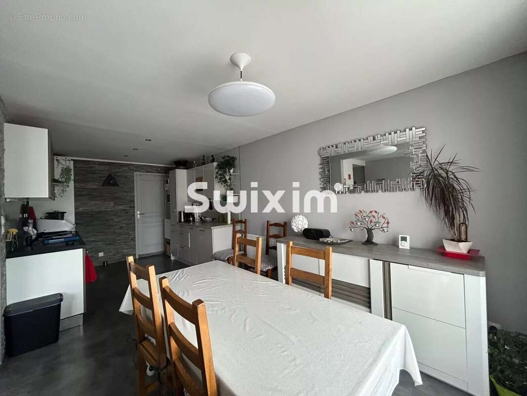 Appartement à LONS-LE-SAUNIER