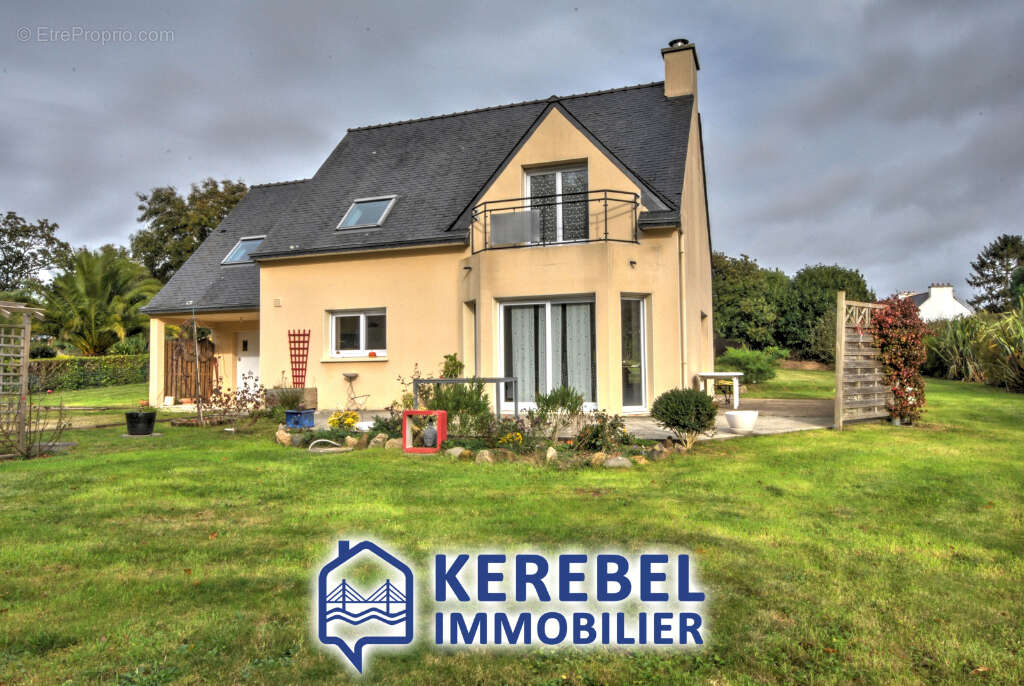 Maison à LOGONNA-DAOULAS