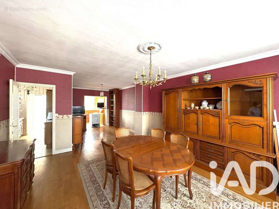 Photo 2 - Maison à SAINT-ETIENNE-DU-ROUVRAY
