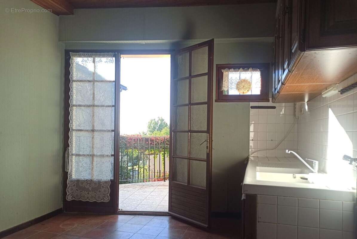 Maison à vendre - Panjas - cuisine - Maison à PANJAS