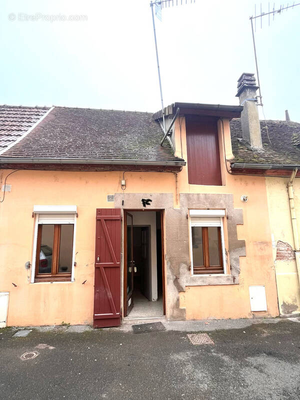 Maison à BESSAY-SUR-ALLIER