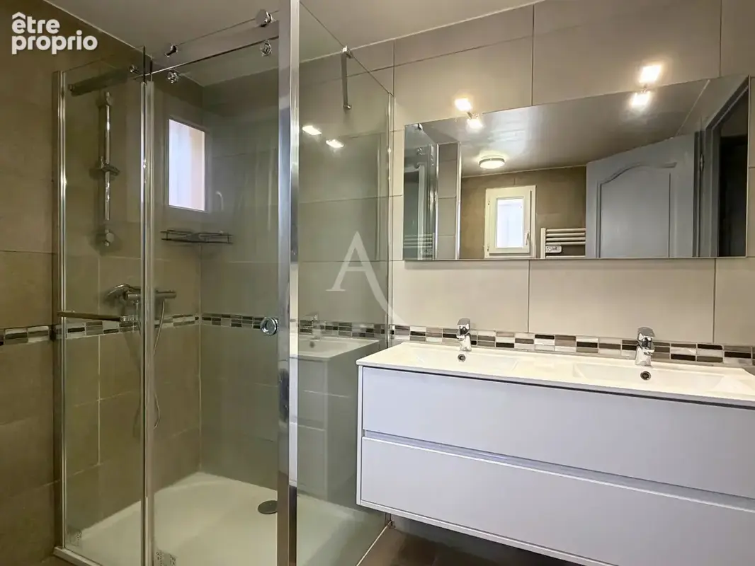 Beaucoup de potentiel pour cette maison idéalement située ! - photo 8