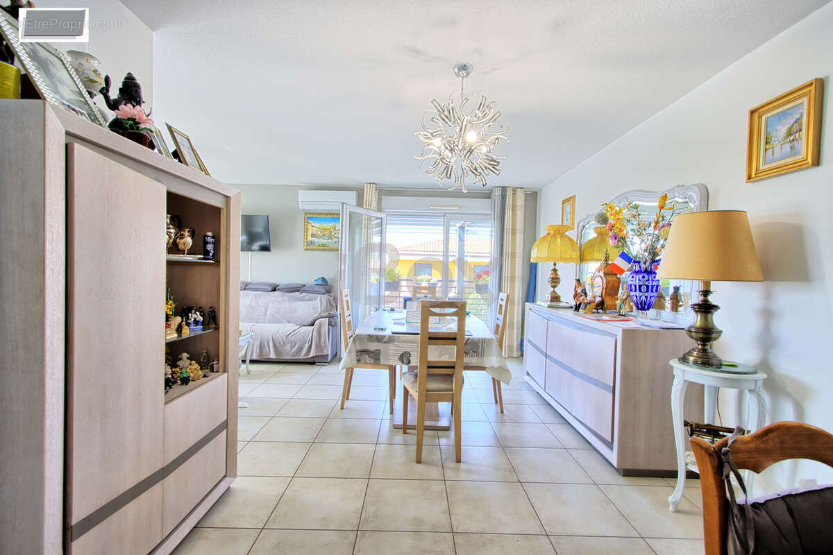 Appartement à CUERS