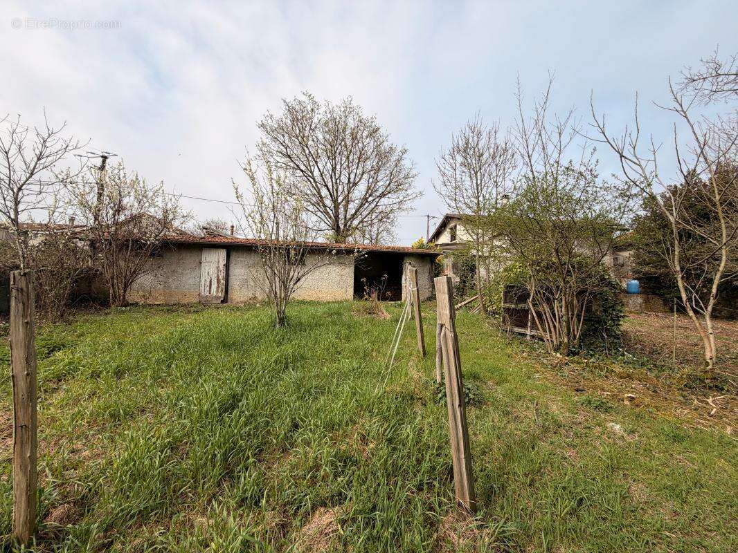 Maison à CHARVIEU-CHAVAGNEUX