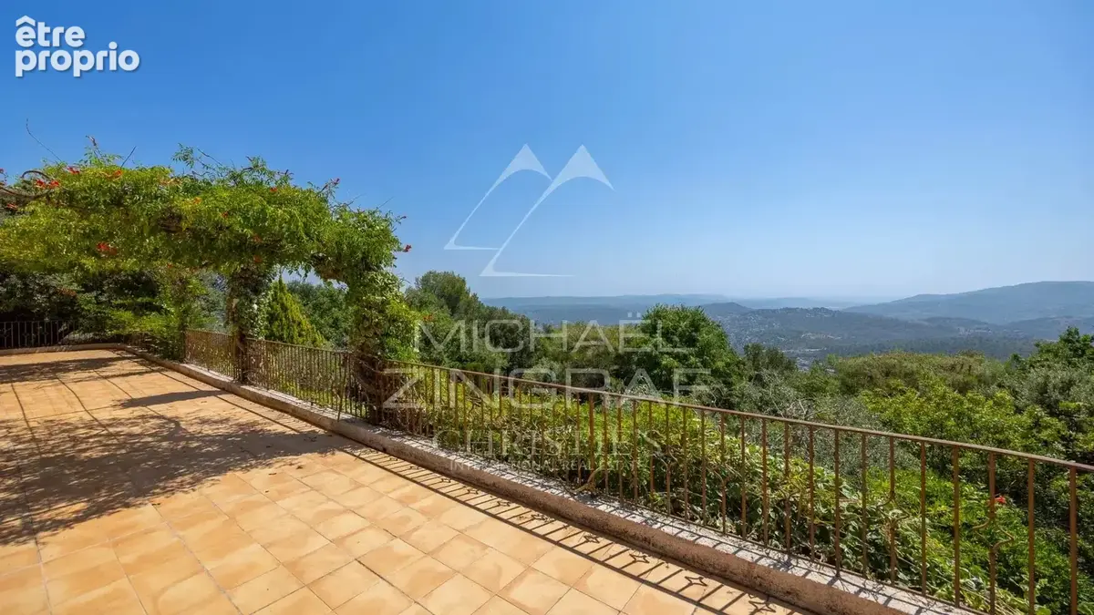 Emplacement Premium pour cette Propriété en position dominante avec vue mer - photo 15