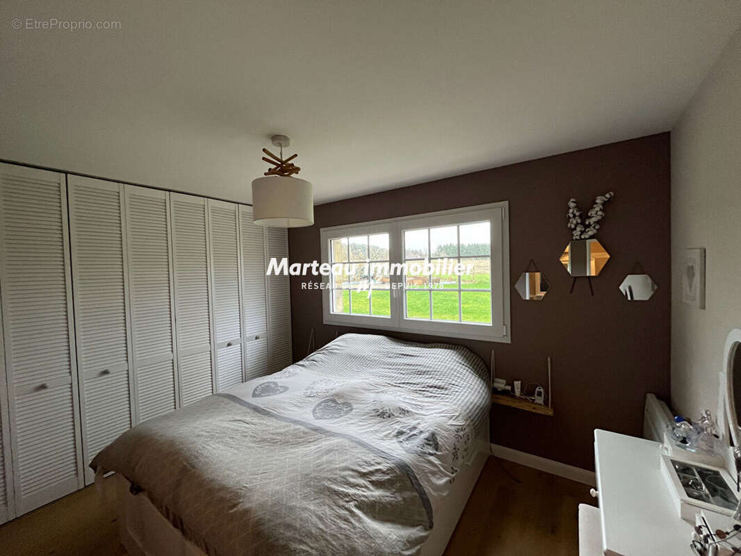 Maison à PARIGNE-L&#039;EVEQUE