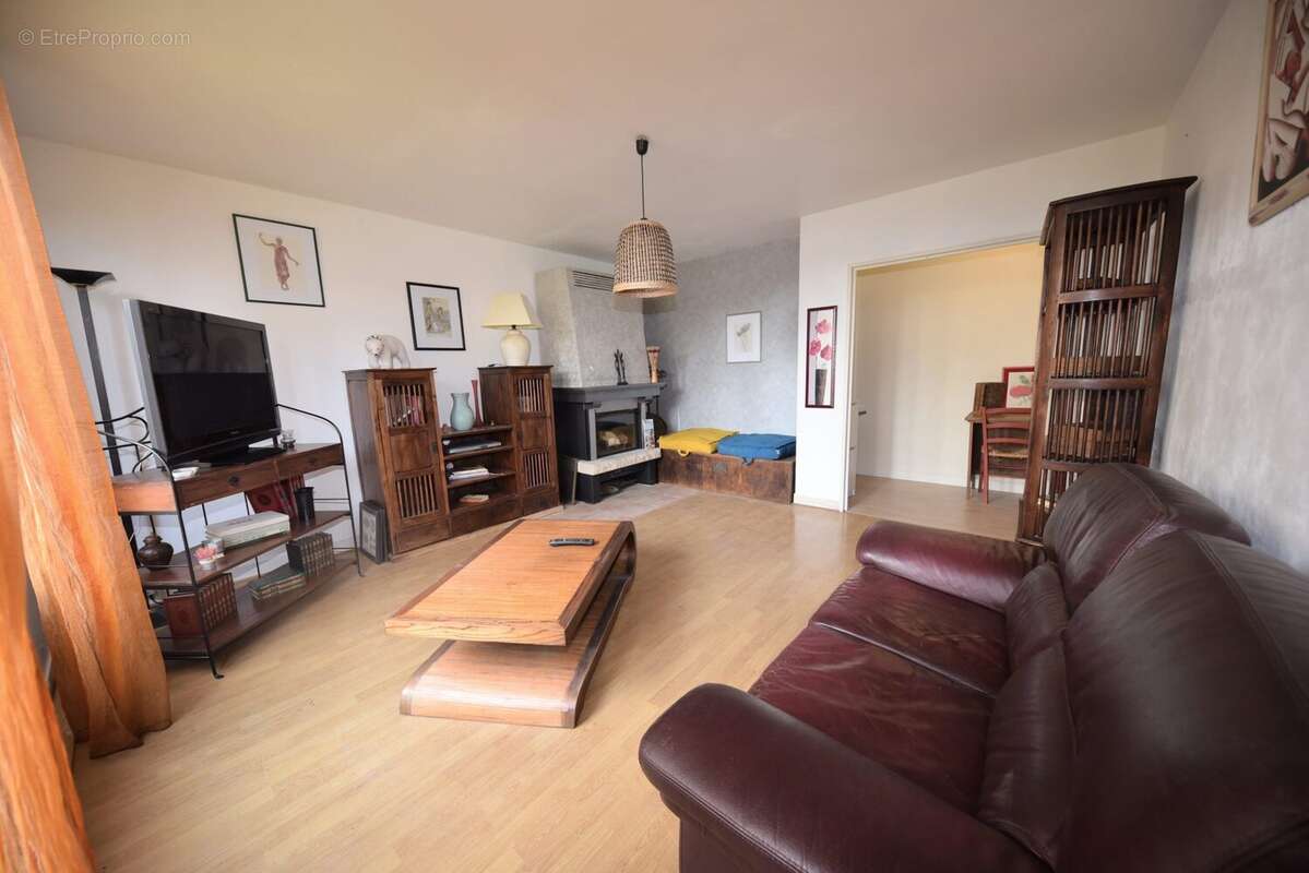 Appartement à COUBRON