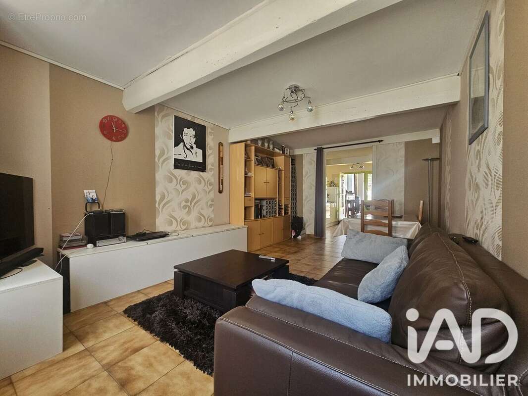 Photo 3