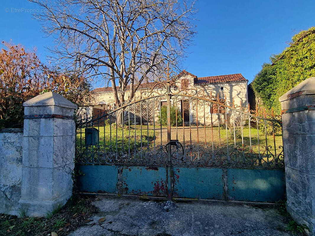 Maison à MAUBOURGUET