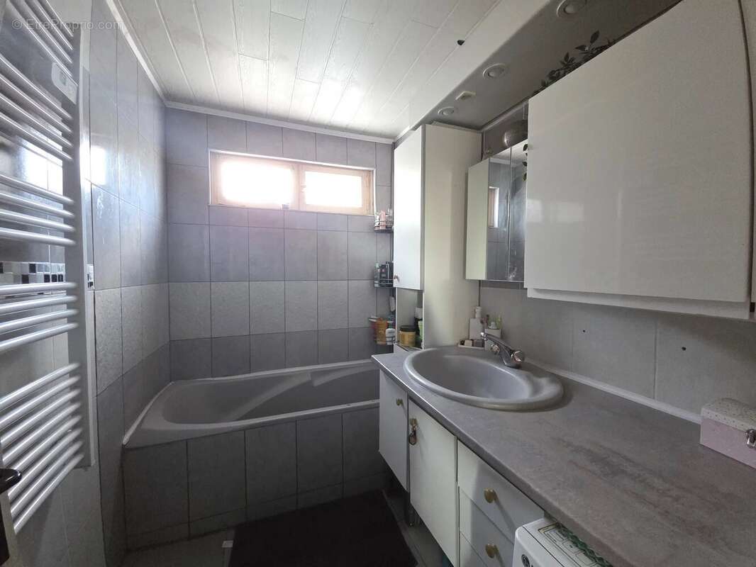 Maison à BOUXIERES-AUX-DAMES