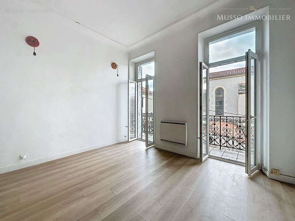 Appartement à MARSEILLE-15E
