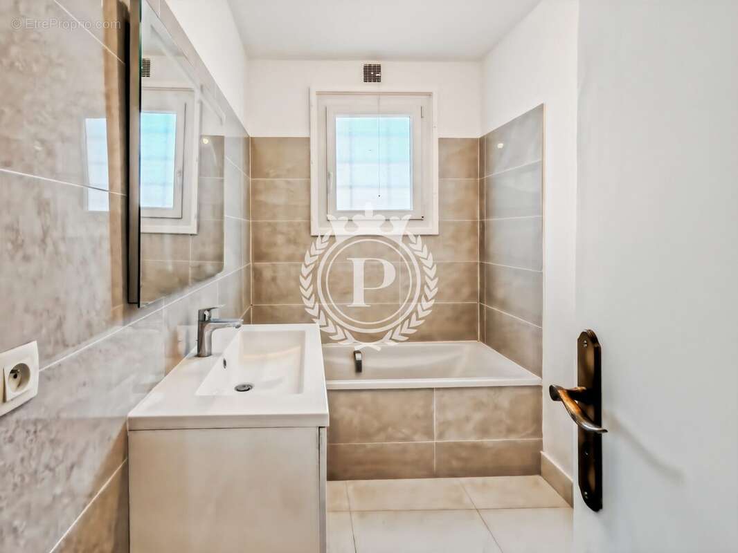 Maison à AULNAY-SOUS-BOIS