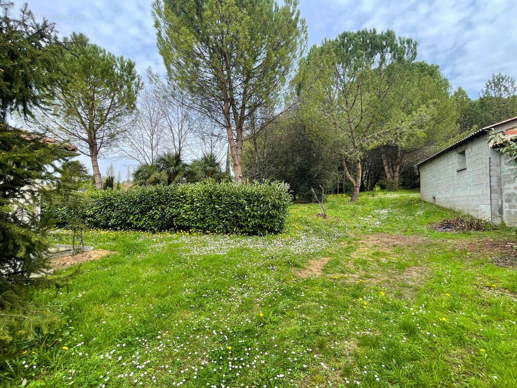 Maison à CHERVES-RICHEMONT