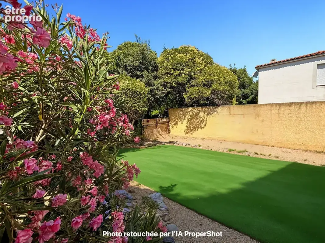 À vendre en exclusivité maison de plain pied de type 4 avec piscine et garage - secteur Eoures 13011 Marseille - photo 6
