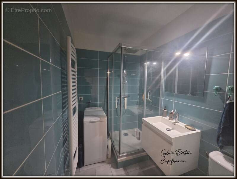 Appartement à VAUJOURS